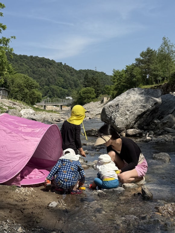 가평 e펜션 카라반 C101 원룸 후기 | 아이랑 가기 좋은 용추계곡 펜션 추천